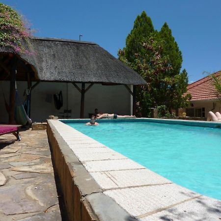 Paradisegarden Backpackers Windhoek Exterior foto